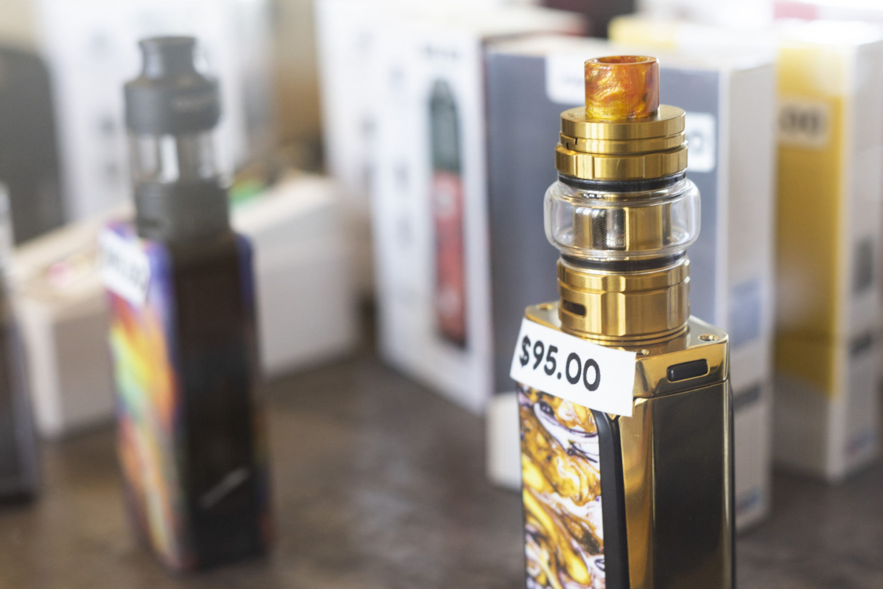 Cuomo asks halt to vaping